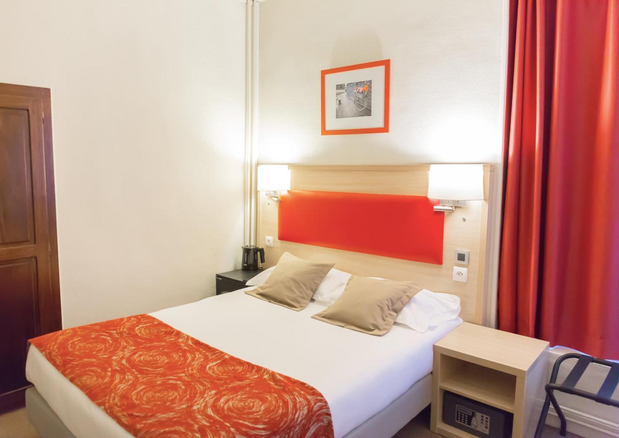 D'Win Hotel Paris Exterior photo