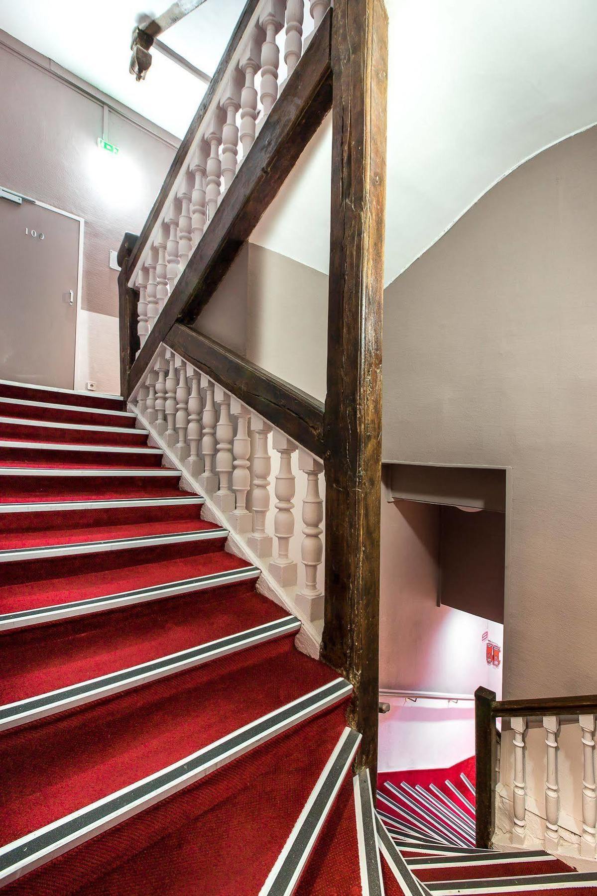 D'Win Hotel Paris Exterior photo